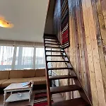 Granat Next To Lift