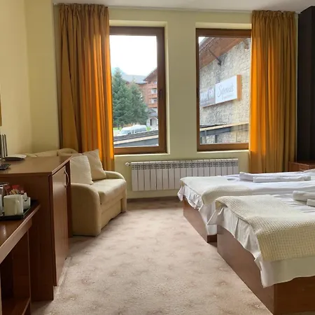 Granat Next To Lift By Bookvillabg バンスコ