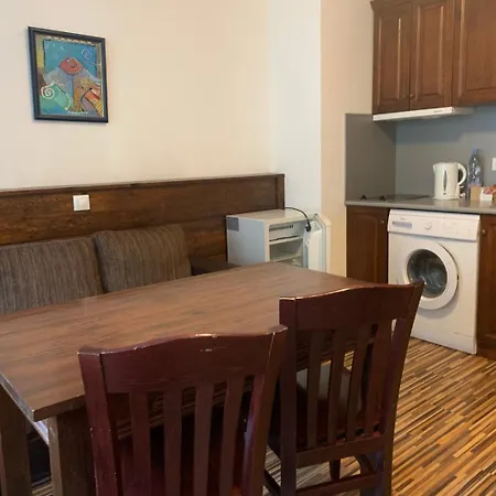 Granat Next To Lift By Bookvillabg * バンスコ