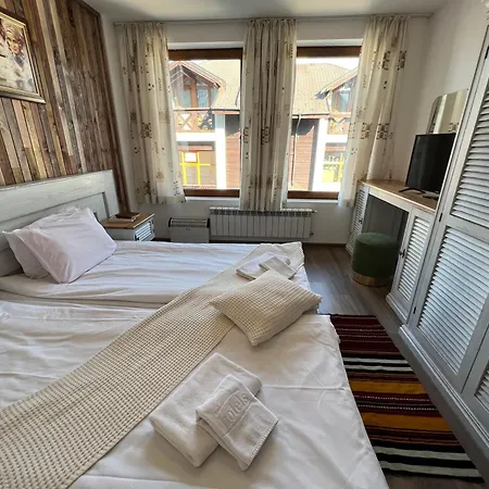 アパート Granat Next To Lift By Bookvillabg